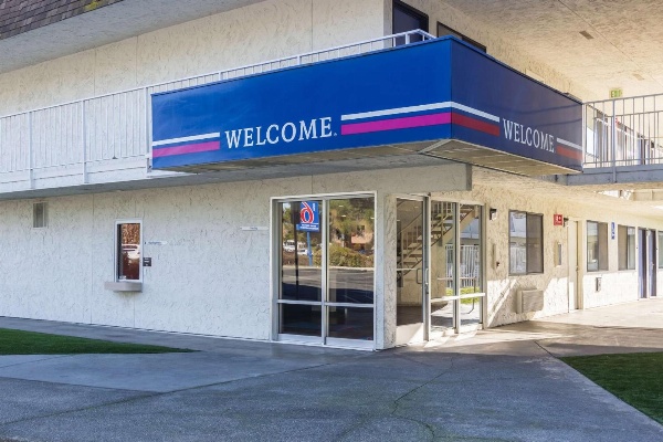 Motel 6-Oroville, CA image 1